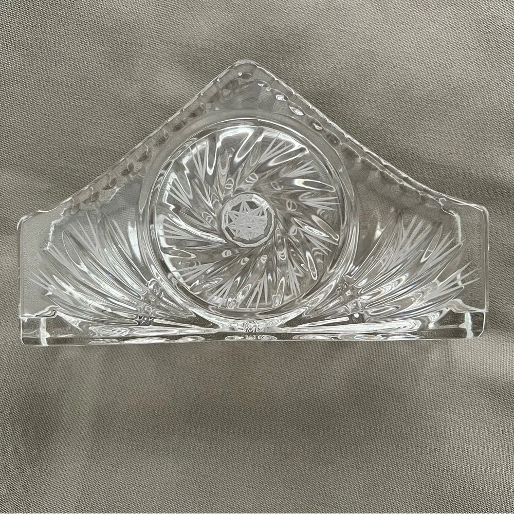 Vintage American Cut Clear Glass Pinwheel Cut Pattern Napkin Holder EXCELLENT